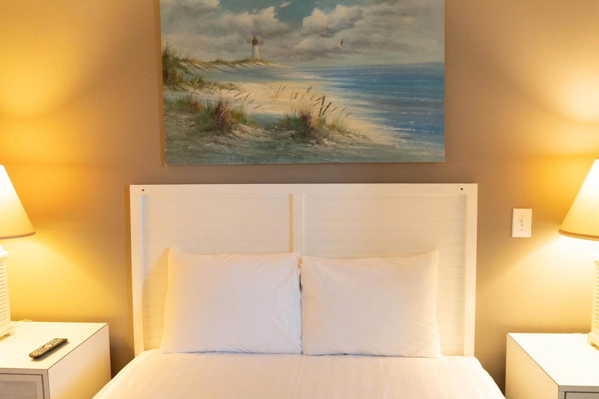Sea Watch Inn At The Landing Garden City Экстерьер фото