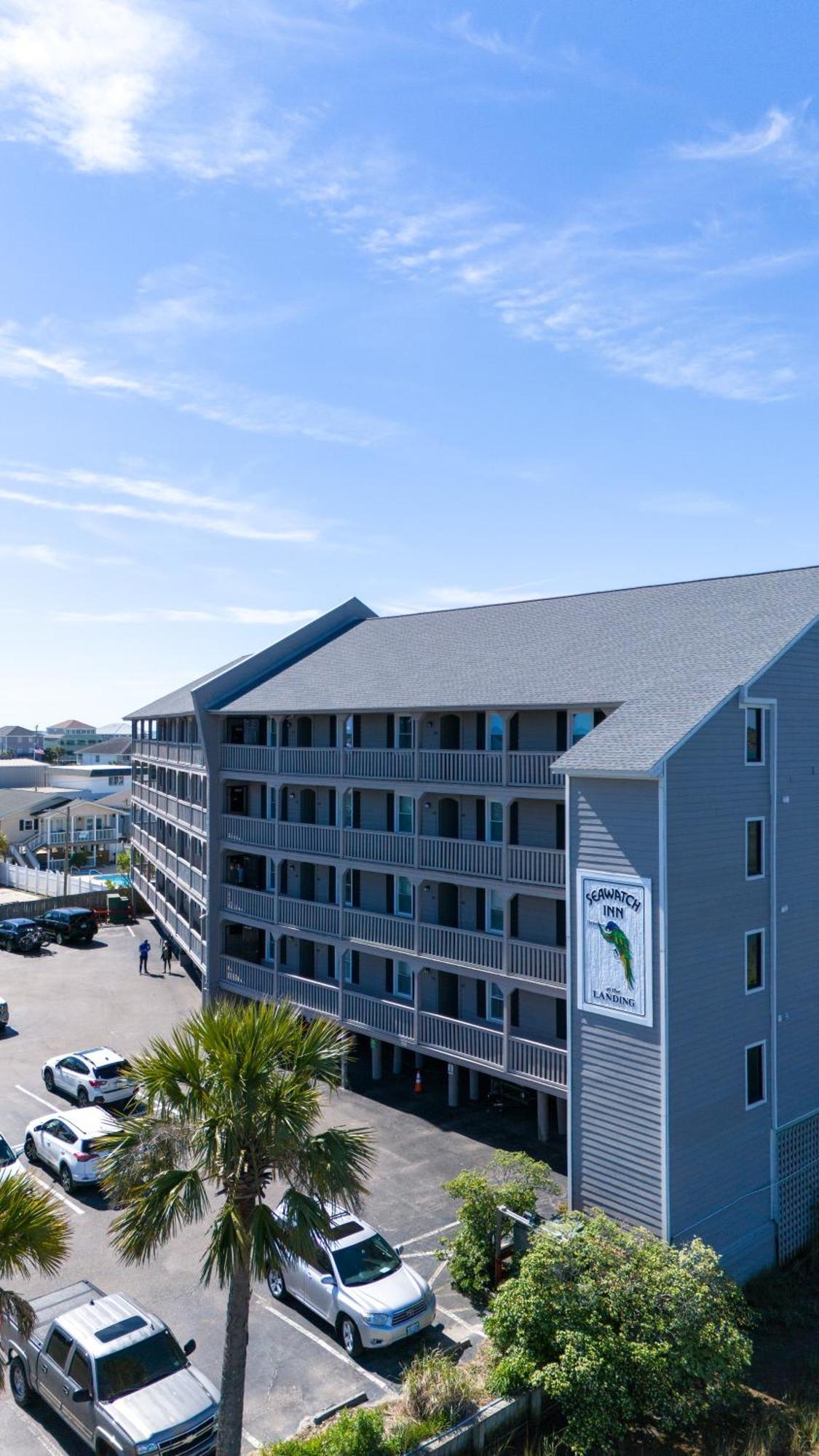 Sea Watch Inn At The Landing Garden City Экстерьер фото